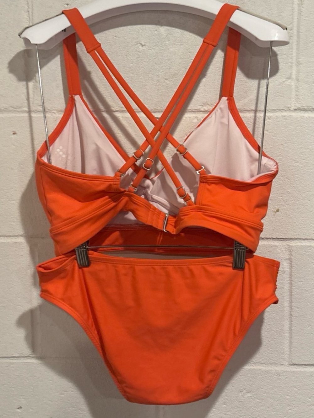 Title Nine bikini set orange padded underwire top 36DD, bottoms size M 2 piece - Picture 3 of 6